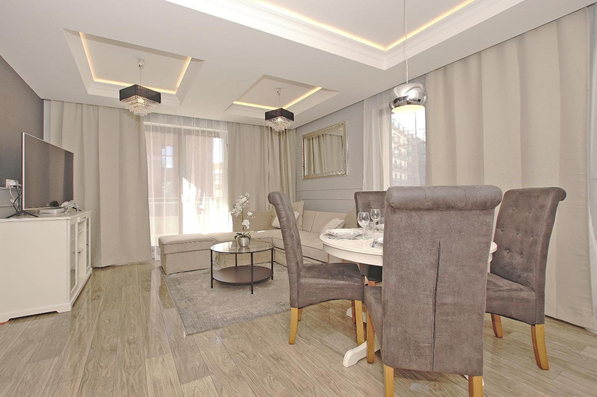 City Center Apartments Spa & Wellness Гданьск Экстерьер фото